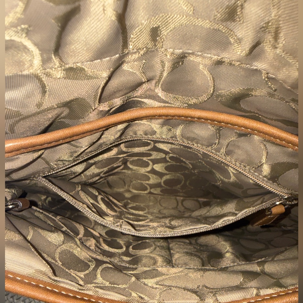 Coach Vintage Soho Brown Leather Shoulder Bag- Style No G3S-9480. - Picture 13 of 14